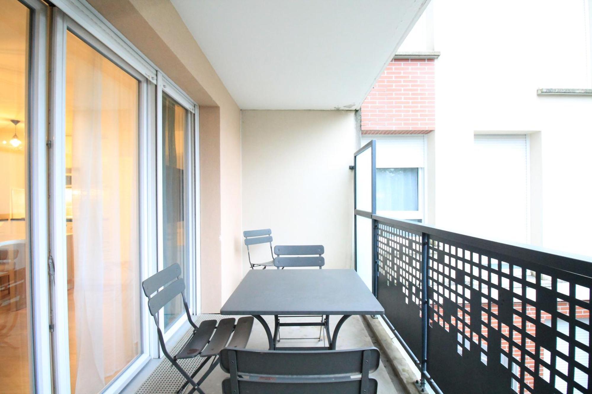Disponible - Appartement Entier Neuf - 8Mn A Pied Rer C Paris, Parking Rue Gratuit, En Face Hopital D'Arpajon, Balcon Prive, Matelas Bultex 160X200, Ascenseur, Acces Pmr, Centre Ville A Pied エクステリア 写真