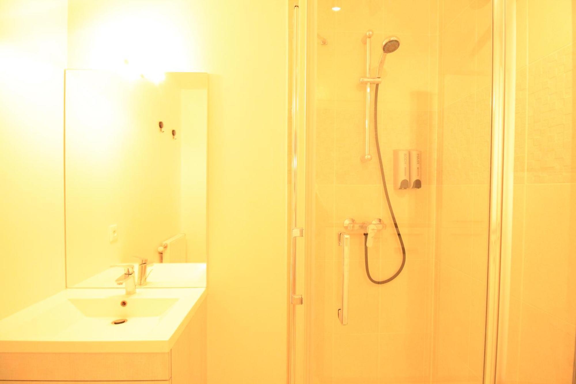 Disponible - Appartement Entier Neuf - 8Mn A Pied Rer C Paris, Parking Rue Gratuit, En Face Hopital D'Arpajon, Balcon Prive, Matelas Bultex 160X200, Ascenseur, Acces Pmr, Centre Ville A Pied エクステリア 写真